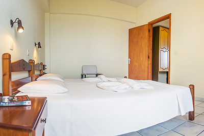 Yiannis Hotel - Apartments Arkasa Karpathos
